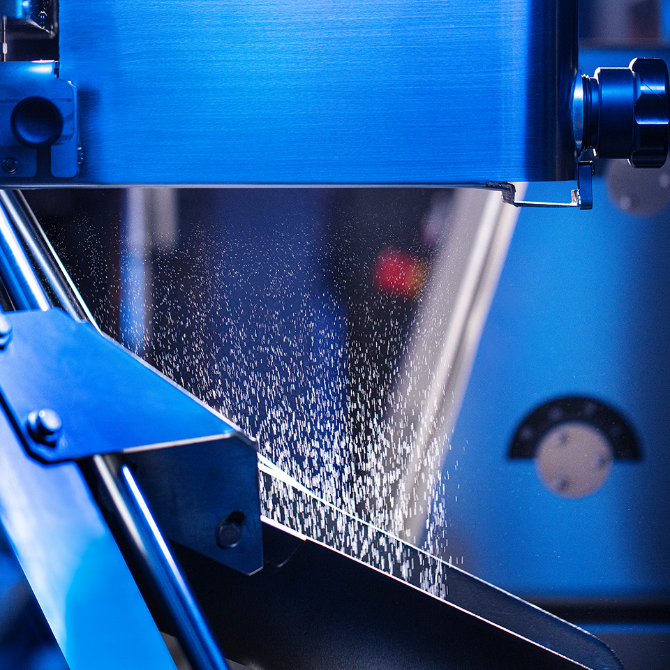 Flour dusters for conical rounders dough lines, bread lines, energy efficient, robust and effective